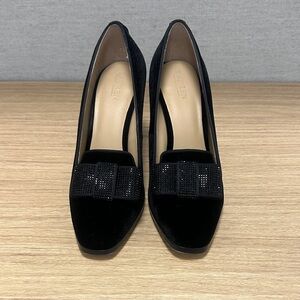 Lauren Ralph Lauren Black Velvet Bow Detail Pumps EUC